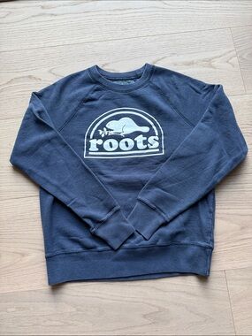 Roots weathered Navy Crewneck with Large Root Logo
